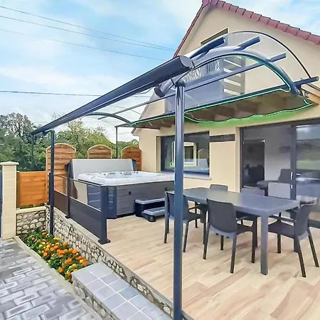 Lovely In Ledinghem With Kitchen Holiday home Ledringhem